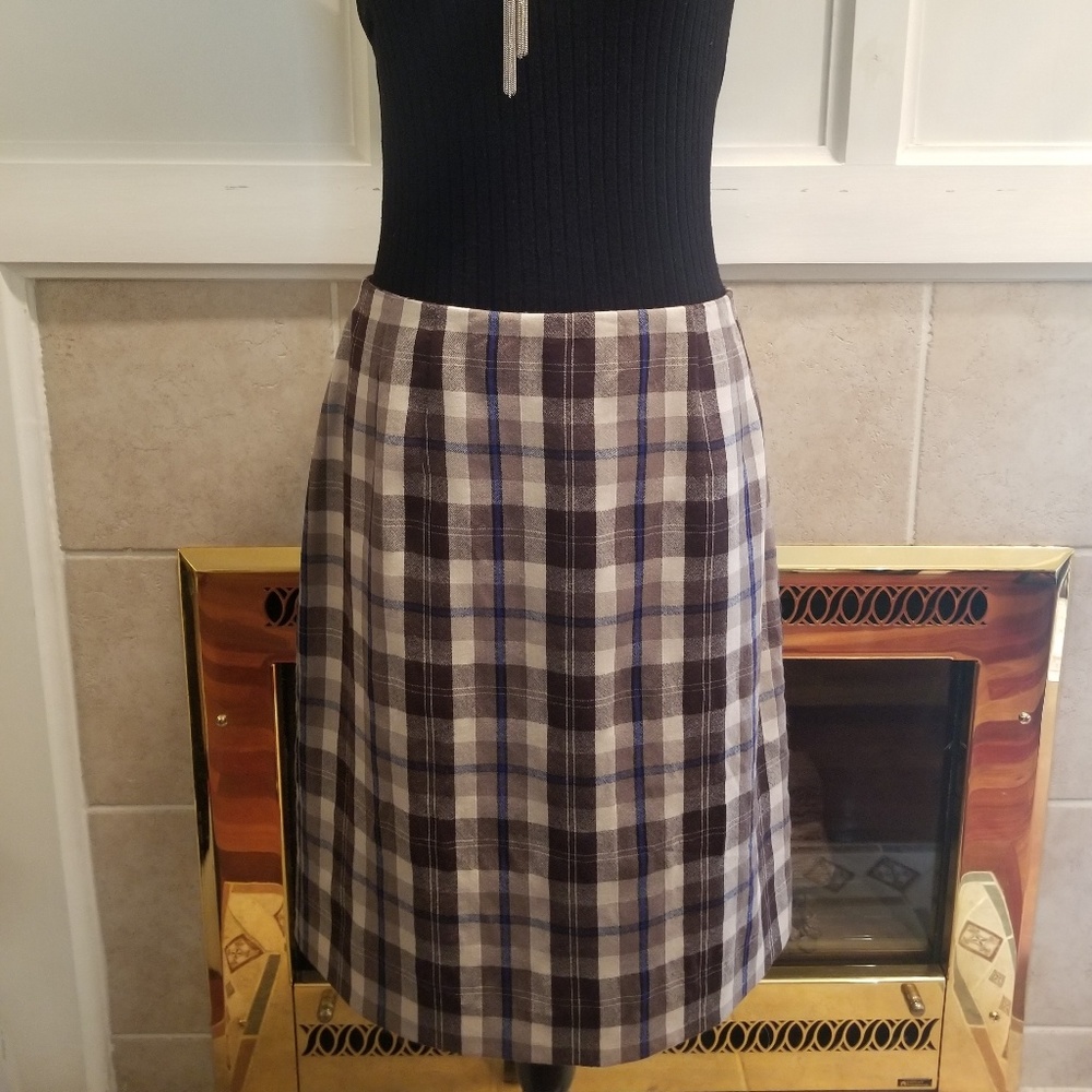 JG Hook 100% wool skirt